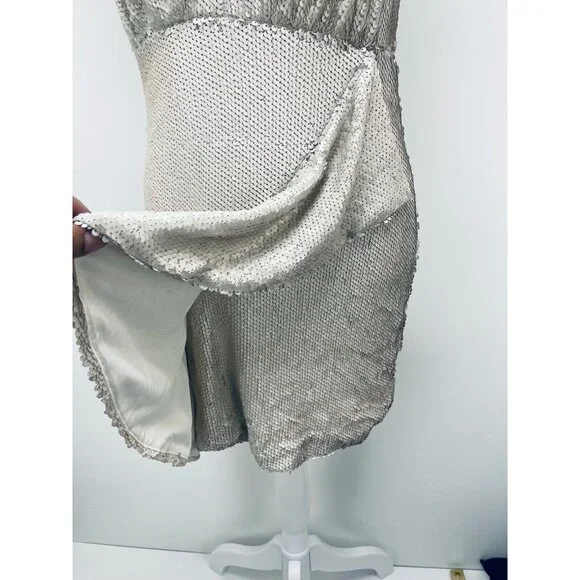DO+BEl Women's Sequin Halter Ruffle Mini Dress Size M Beige NEW - Picture 3 of 9